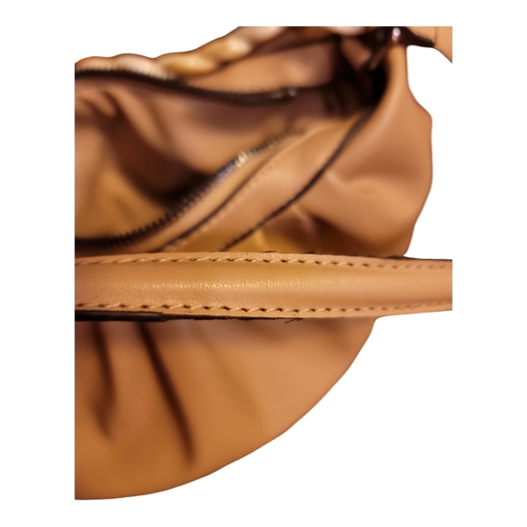 Max Studio purse beige natural chainlink tortoise shell handle leather pleated - Picture 6 of 7